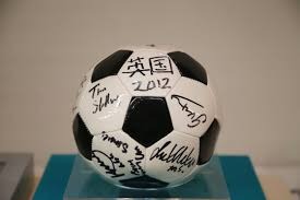 赌场防骗实战：警惕那些在赌场外主动搭讪并宣称有“稳赢路子”的托。（赌场防骗指南：当心赌场外主动搭讪、声称有“稳赢秘诀”的托儿）