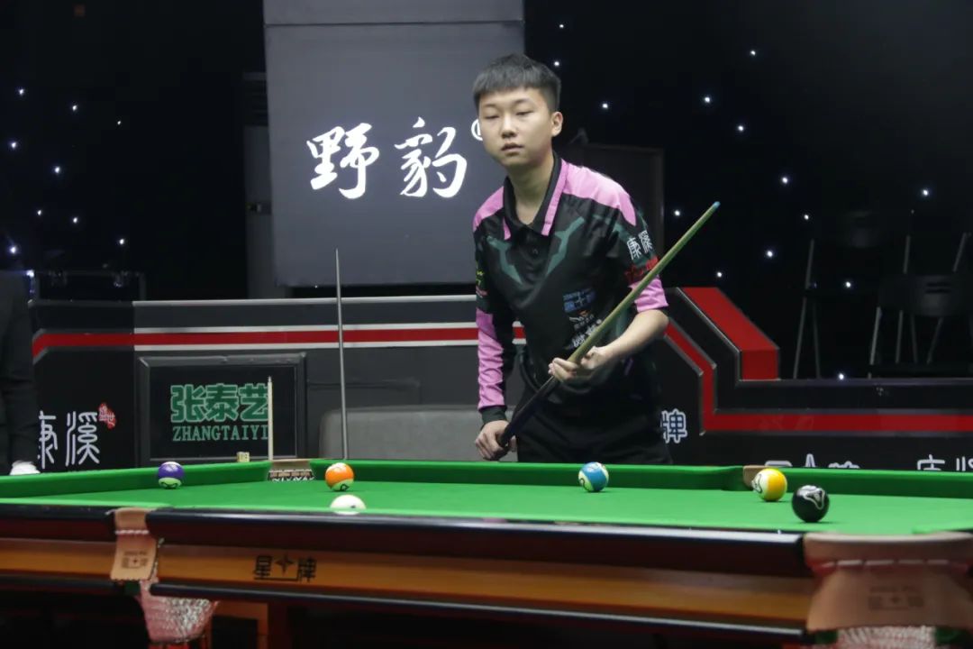 席了不少比 席了不少比