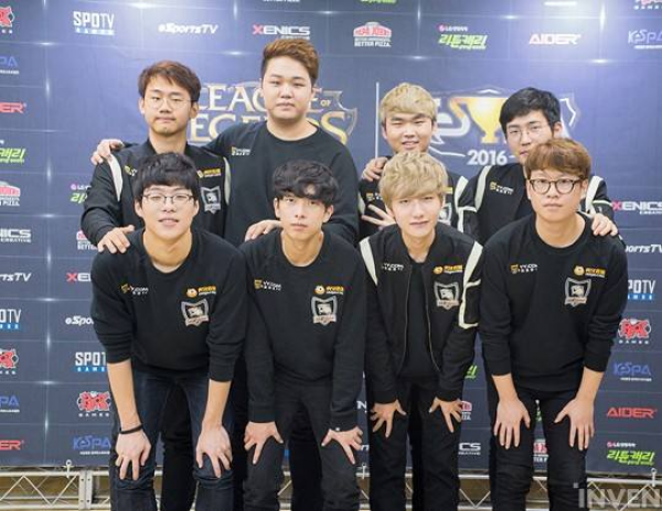 然而在这场 然而在这场