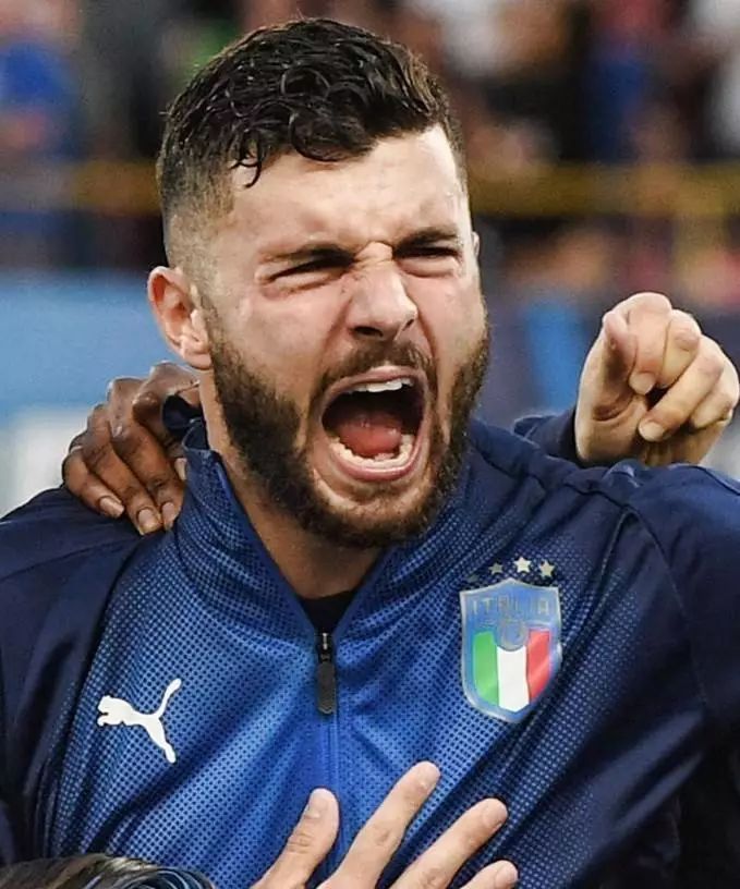 例如足球界 例如足球界